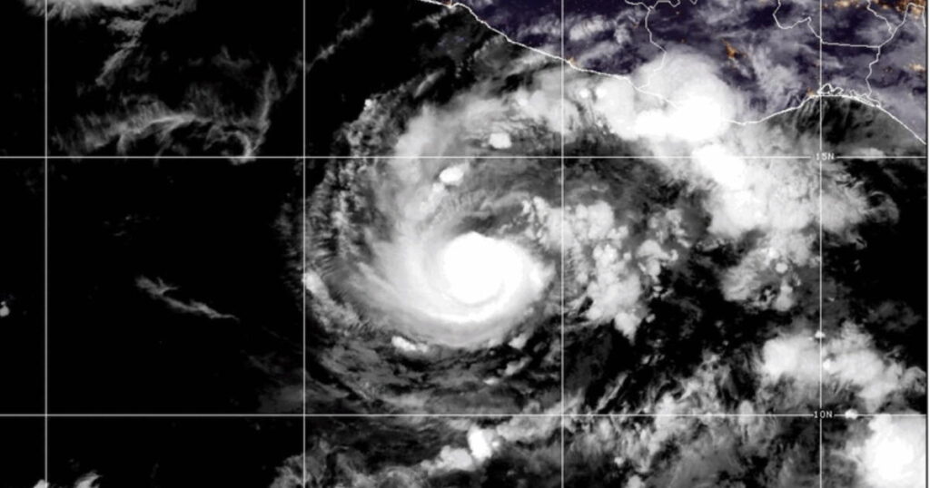 Hurricane Trudy lashes Mexico’s Pacific coast with heavy rain and strong winds