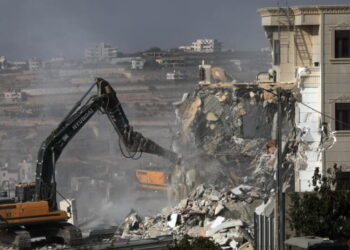 Israel presses ahead with West Bank army operation days before election
