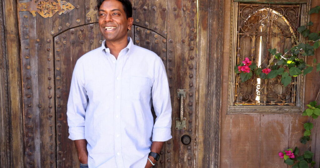 This ‘Modern Family’ writer will be L.A.’s ‘first gentleman’ if Raman is elected mayor