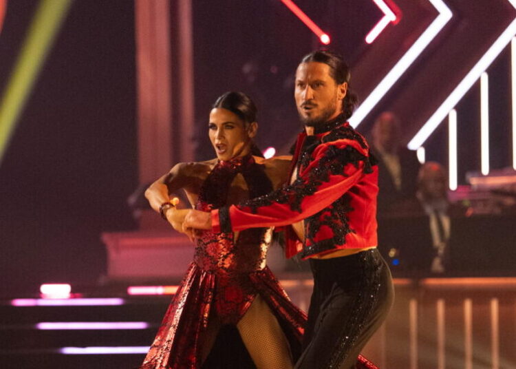 Jenna Dewan teases next ‘DWTS’ performance with Alan Bersten amid Val Chmerkovskiy’s suspension