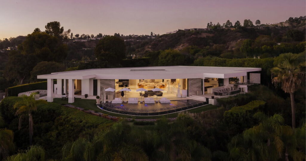 Minecraft creator asks $70 million for Beverly Hills mansion with 15 bathrooms, private nightclub