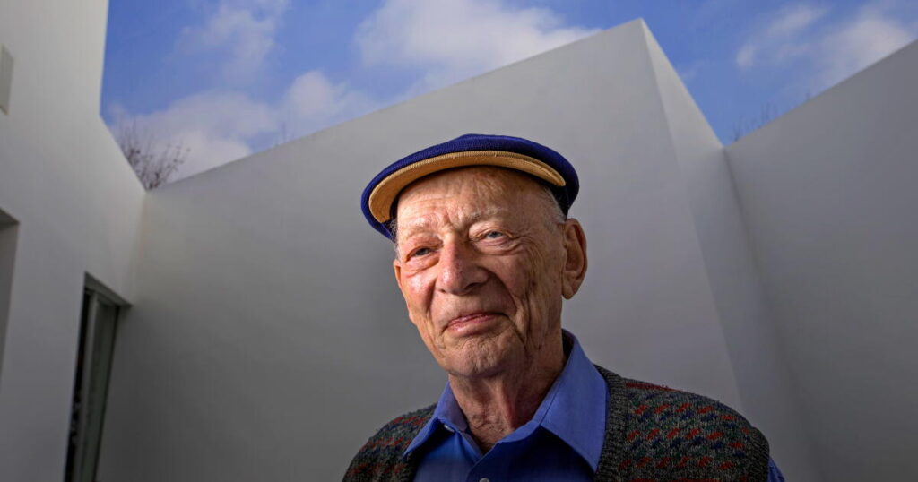 Alan Mandell, acclaimed actor and interpreter of playwright Samuel Beckett’s work, dies at 98