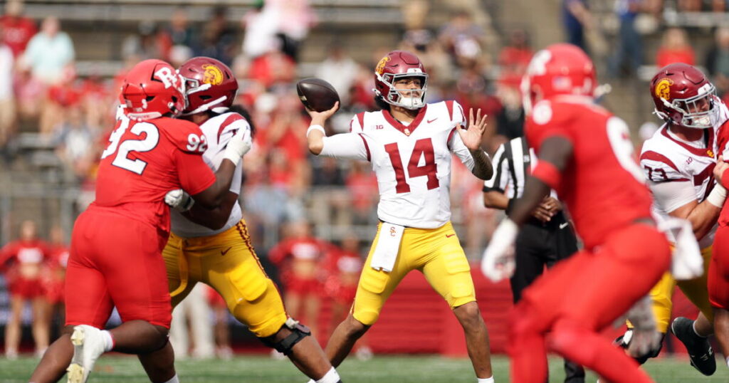 USC offensive line transforms into one of 6-1 Trojans’ biggest assets