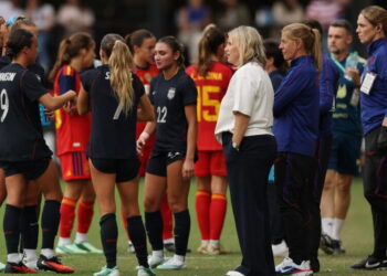 U.S. women’s soccer is no longer a juggernaut. Emma Hayes makes sure her players know it