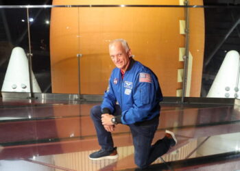 Explore Endeavour with an astronaut who knows its secrets (including how to store tortillas in space)
