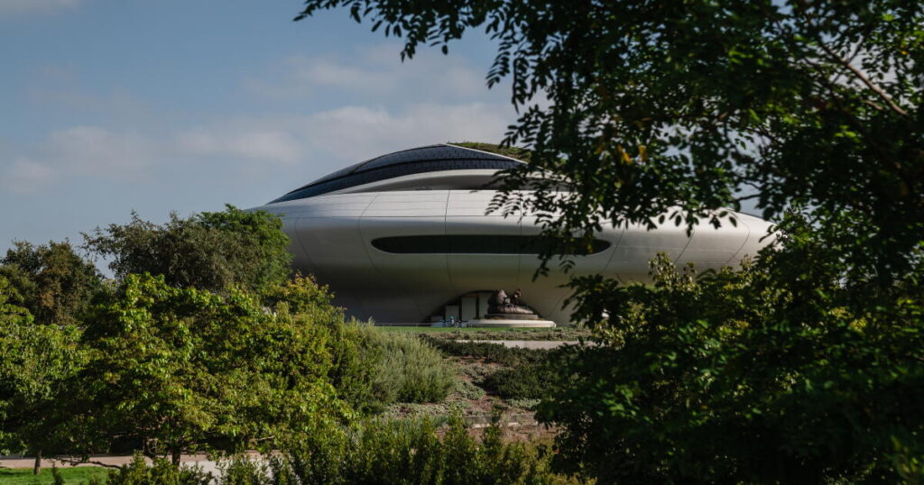 Lucas Museum’s ‘habitat’ garden woefully misses the mark on native plants