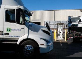 As Californian ports push truckers to go green, the struggling industry asks for more subsidies