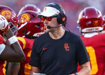 ‘I’m the right person to be here.’ Embattled Lincoln Riley stresses his bond with USC