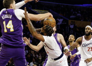 Austin Reaves, Walker Kessler lead Lakers pastat the Clippers