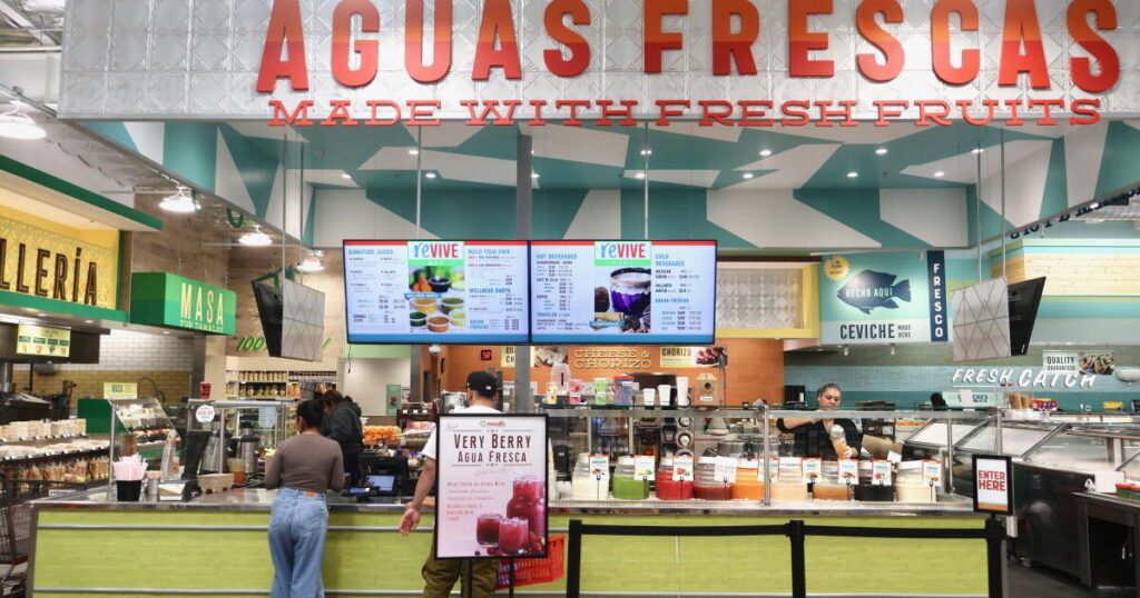 Vallarta Supermarkets opens a new store