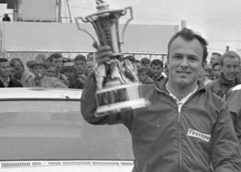 Racing legend Fred Lorenzen becomes the first known NASCAR driver diagnosed with CTE