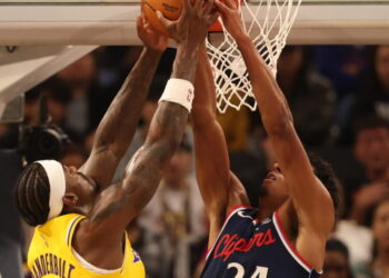 ‘A true professional’: Jarred Vanderbilt leads Lakers’ bench unit against Clippers