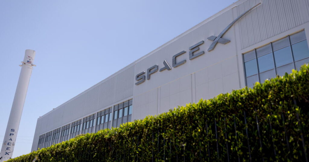 Behind Elon Musk’s plans for a mega-merger of SpaceX and Tesla