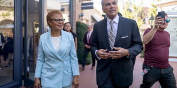 Former Bass opponent Rick Caruso now says he will vote for her reelection as mayor