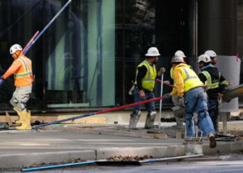 Jobless claims fell to 194,000 last week, the lowest since July