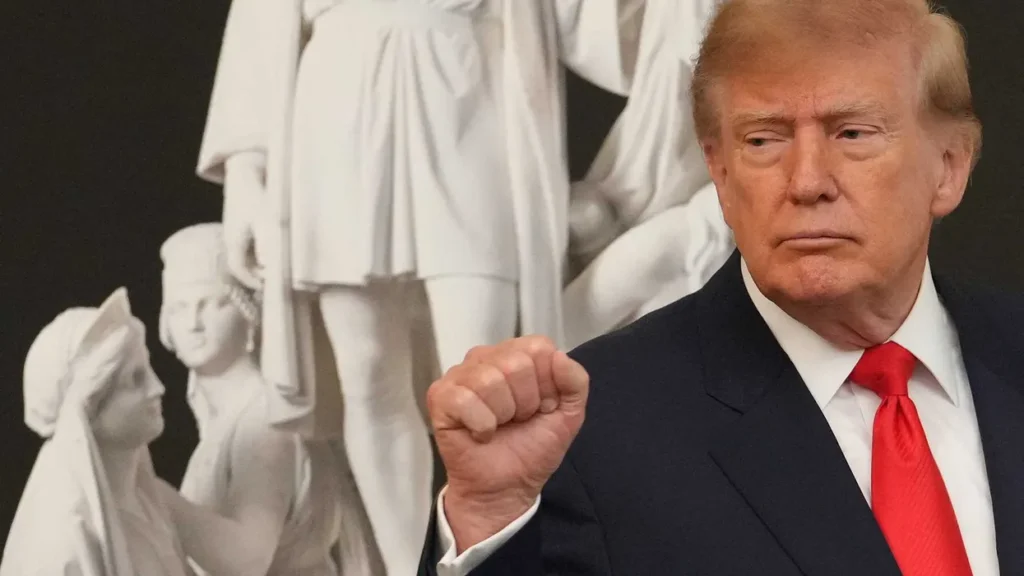 Trump claims he ‘resurrected’ toppled historical figure in riff on what Italians ‘love’