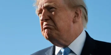 ‘Filth!’ Trump triggered as Obama hits decor as dictator-inspired ‘Cheesecake Factory’