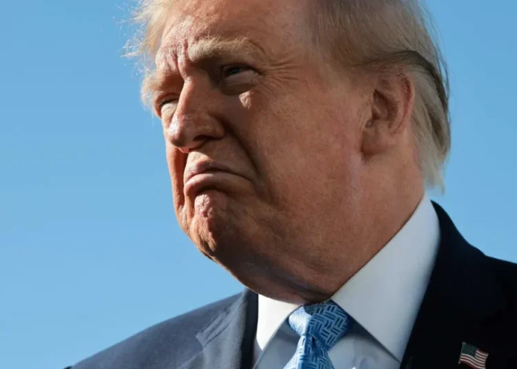 ‘Filth!’ Trump triggered as Obama hits decor as dictator-inspired ‘Cheesecake Factory’