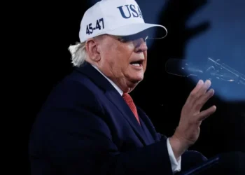 Trump torched as ‘thug’ for threatening sick families with ‘extortion’