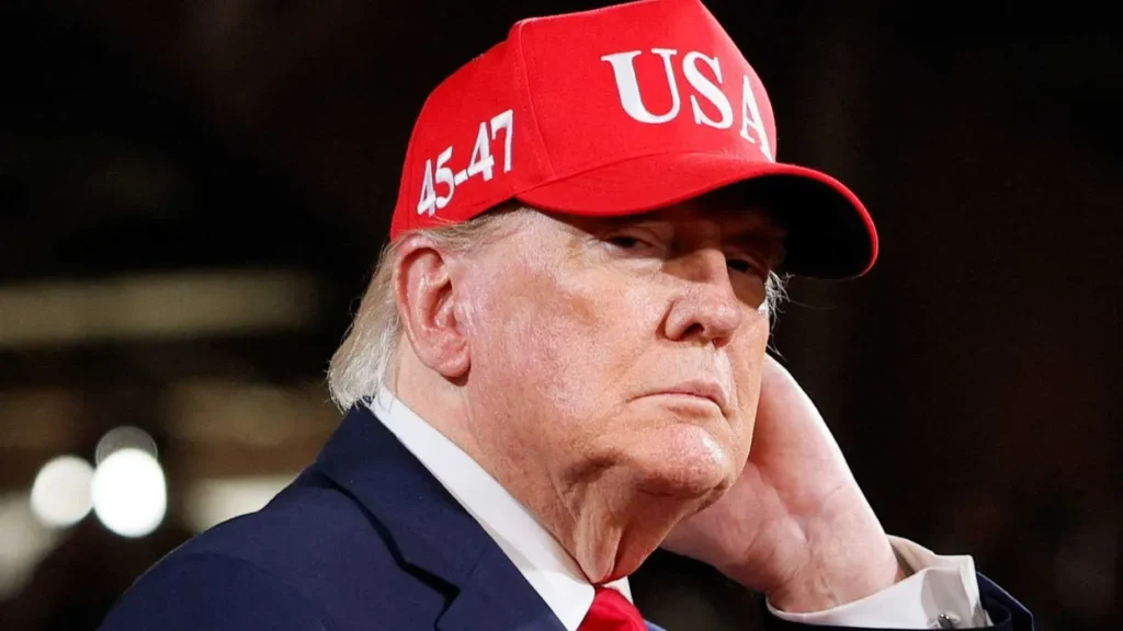 Trump stops cold as boos ring out at Montana protester: ‘That’s not nice!’