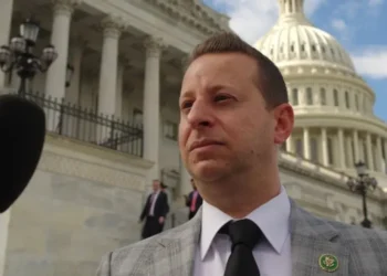 Florida man arrested ‘a few miles’ from Dem lawmaker’s home over death threat: report