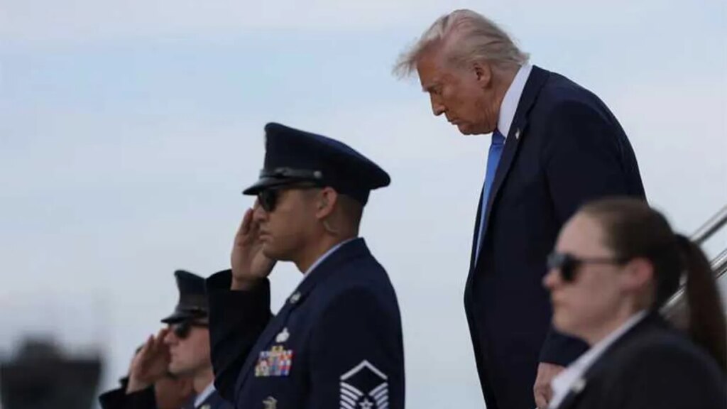 Trump receives ominous military briefing as Pentagon weighs new attacks: report