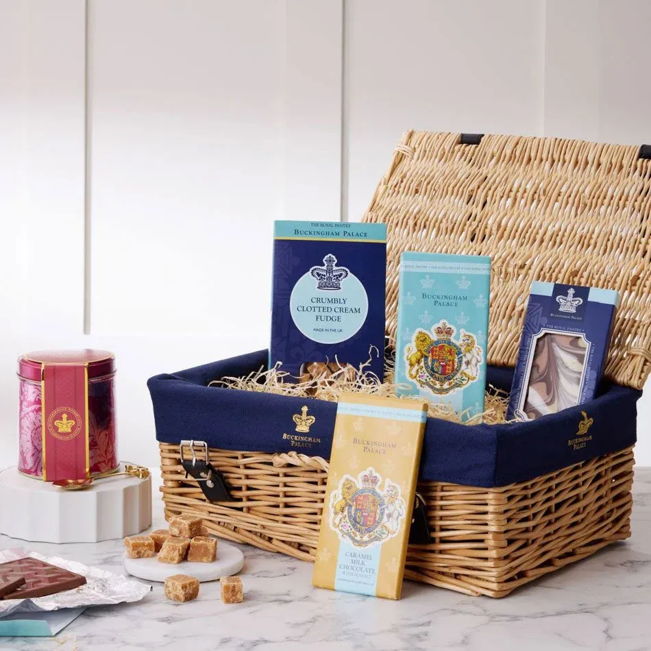 Buckingham Palace sweet treats hamper containing fudge and chocolates.