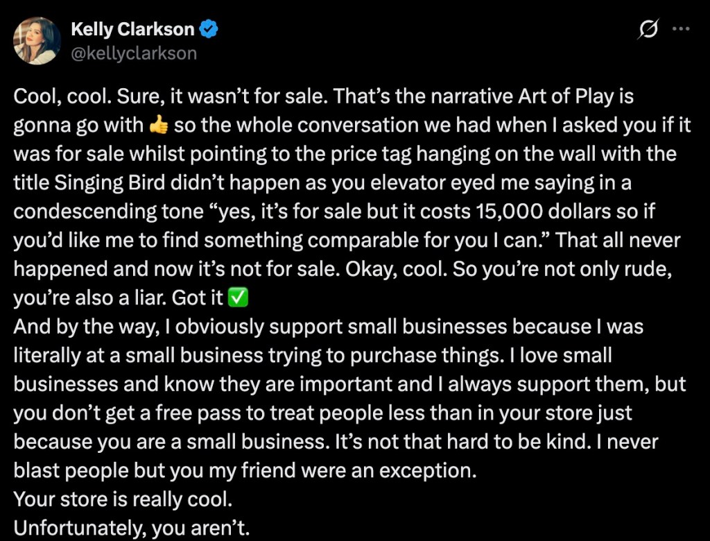 A screenshot of a social media post by Kelly Clarkson calling out a store for mistreatment and dishonesty.