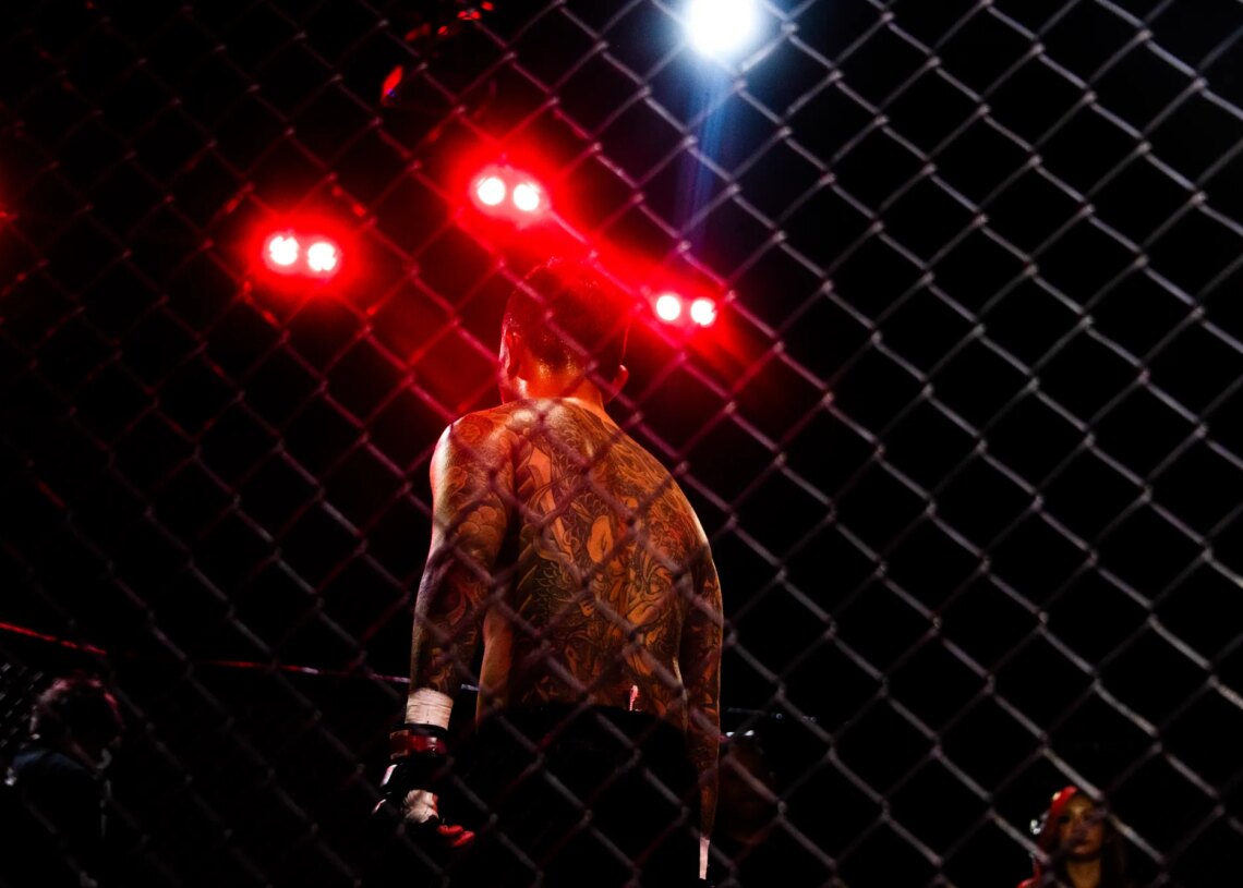 Tokyo Sunset: Golden Age Turns to Gilded Cage for the Yakuza